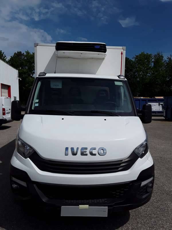 Iveco Daily Chassis Cabine 12M3 140 CV RJ HAYON CAISSE CAZAUX GROUPE CARRIER XARIOS 350 3,5 T