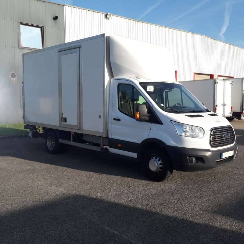 Ford Transit Chassis Cabine 20M3 130 CV FOURGON RJ HAYON 3,5 T