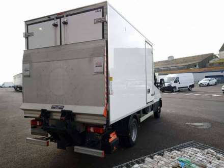 Iveco Daily Fourgon 12M3 160 CV RJ HAYON CAISSE CAZAUX GROUPE CARRIER PULSOR 400 MT 3,5 T