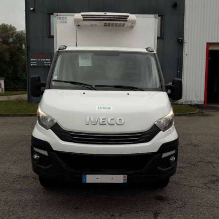 Iveco Daily Chassis Cabine 12M3 140 CV RJ HAYON CAISSE CAZAUX GROUPE THERMOKING V300 MAX 3,5 T