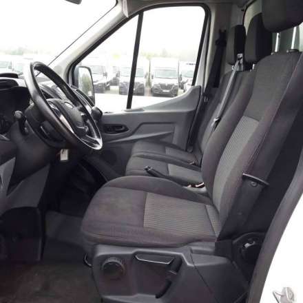 Ford Transit Chassis Cabine 20M3 130 CV FOURGON RJ HAYON 3,5 T