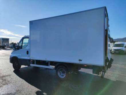 Iveco Daily Chassis Cabine 12M3 160 CV RJ HAYON CAISSE CAZAUX GROUPE CARRIER PULSOR 400 MT 3,5 T