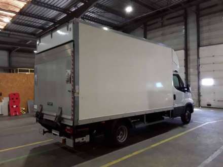 Iveco Daily Chassis Cabine 20M3 150 CV FOURGON RJ HAYON 3,5 T