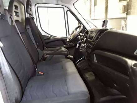 Iveco Daily Chassis Cabine 20M3 136 CV FOURGON RJ HAYON 3,5 T