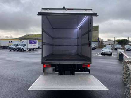 Iveco Daily Chassis Cabine 20M3 136 CV FOURGON RJ HAYON 3,5 T