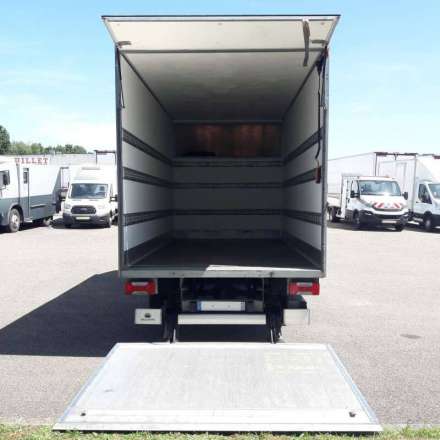 Iveco Daily Chassis Cabine 20M3 150 CV FOURGON RJ HAYON 3,5 T