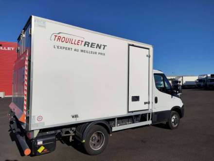 Iveco Daily Chassis Cabine 12M3 140 CV RJ HAYON CAISSE CAZAUX GROUPE THERMOKING V300 MAX 3,5 T