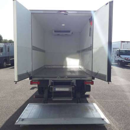 Iveco Daily Chassis Cabine 12M3 140 CV RJ HAYON CAISSE CAZAUX GROUPE THERMOKING V300 MAX 3,5 T