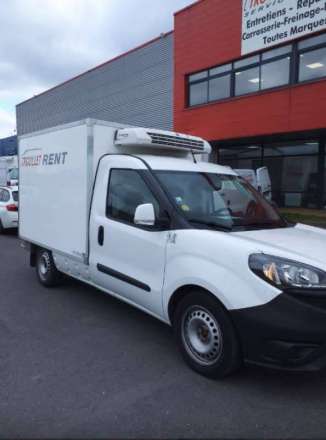 Fiat Doblo Plancher Cabine 5M3 105 CV CAISSE CAZAUX GROUPE THERMOKING V200 MAX 2,5 T