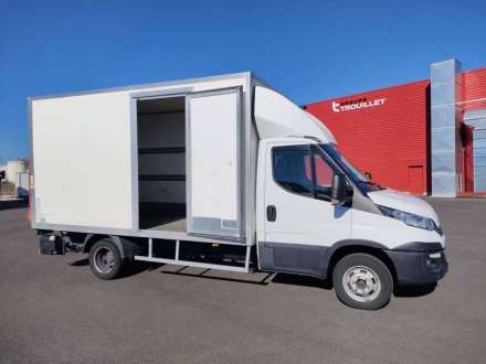 Iveco Daily Fourgon 20M3 136 CV FOURGON RJ HAYON 3,5 T