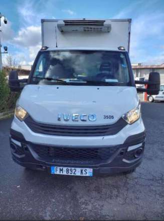 Iveco Daily Chassis Cabine 12M3 140 CV RJ HAYON CAISSE CAZAUX GROUPE THERMOKING V300 MAX 3,5 T