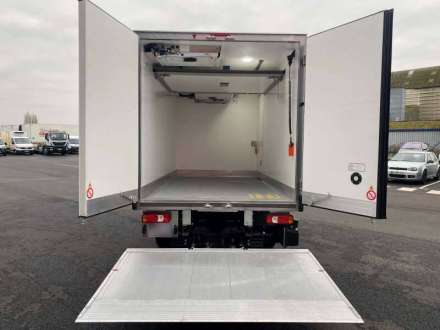 Iveco Daily Chassis Cabine 12M3 160 CV RJ HAYON GROUPE PULSOR MT 400 3,5 T