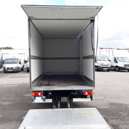 Ford Transit Chassis Cabine 20M3 130 CV FOURGON RJ HAYON 3,5 T