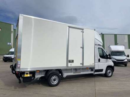 Fiat Ducato Chassis Cabine 20M3 140 CV FOURGON DEMENAGEMENT HAYON 3.5T