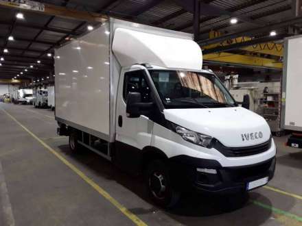 Iveco Daily Chassis Cabine 20M3 150 CV FOURGON RJ HAYON 3,5 T