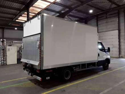 Iveco Daily Chassis Cabine 20M3 150 CV FOURGON RJ HAYON 3,5 T