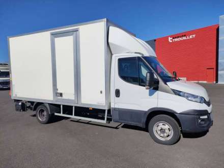 Iveco Daily Fourgon 20M3 136 CV FOURGON RJ HAYON 3,5 T